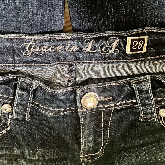 Grace in LA Blue Jeans - Picture 10 of 10